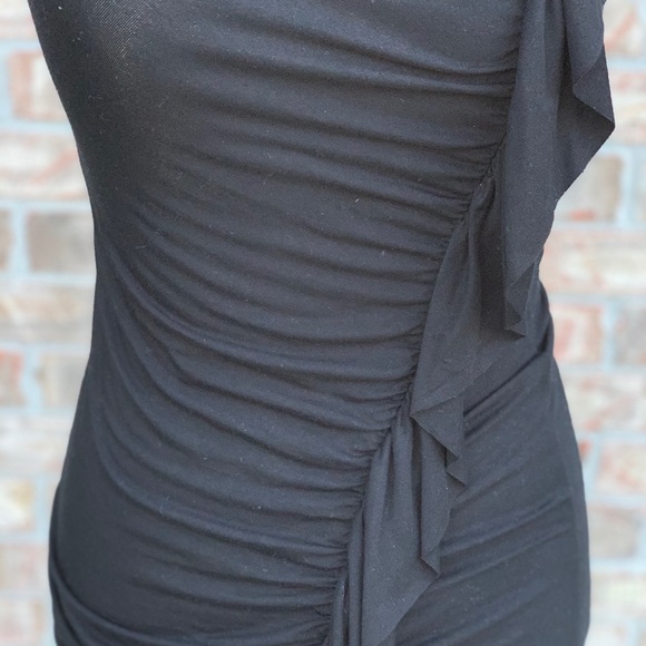 Soprano fitted little black dress - Picture 4 of 5